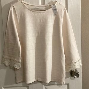 Loft cream Medium blouse 100%cotton Made in India. 3/4 sleeve lace at the cuffs